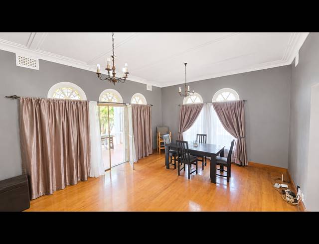4 BEDROOM HOUSE FOR SALE IN GLENWOOD